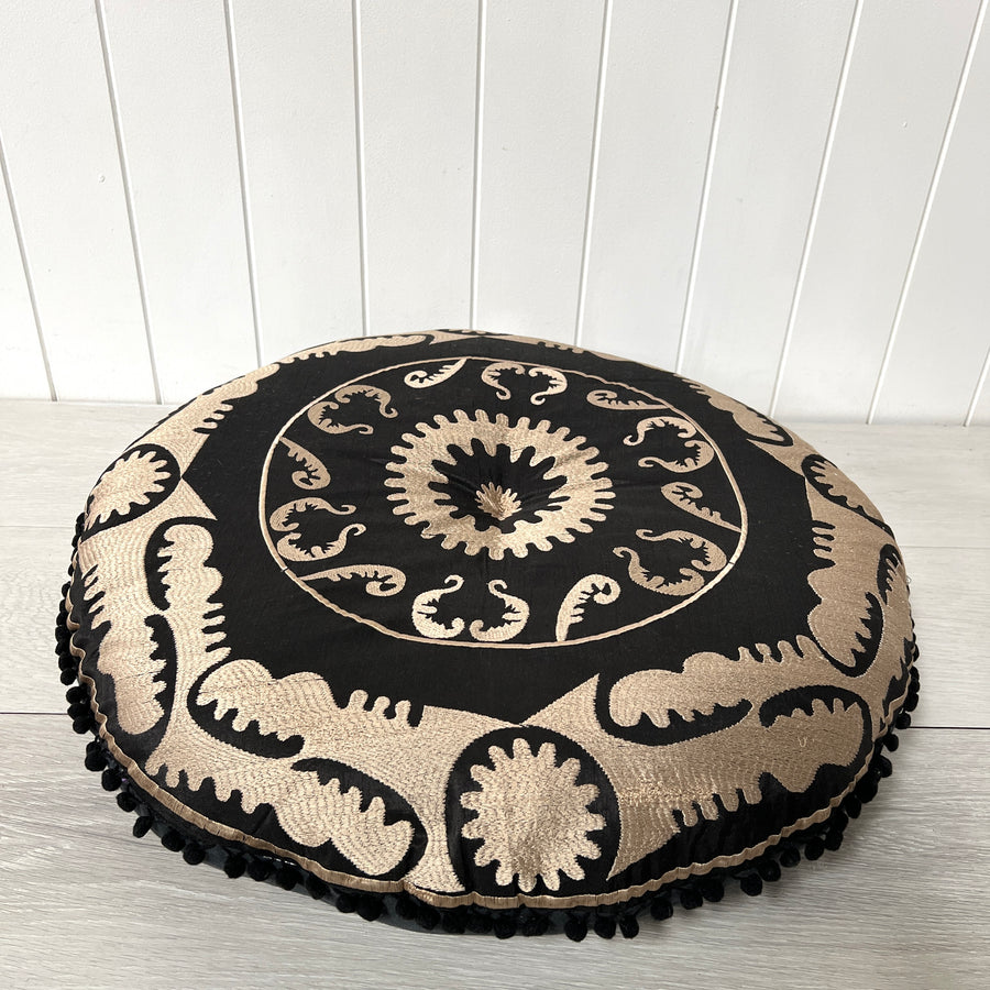 Round Embroidered Cushion 60cm, 20
