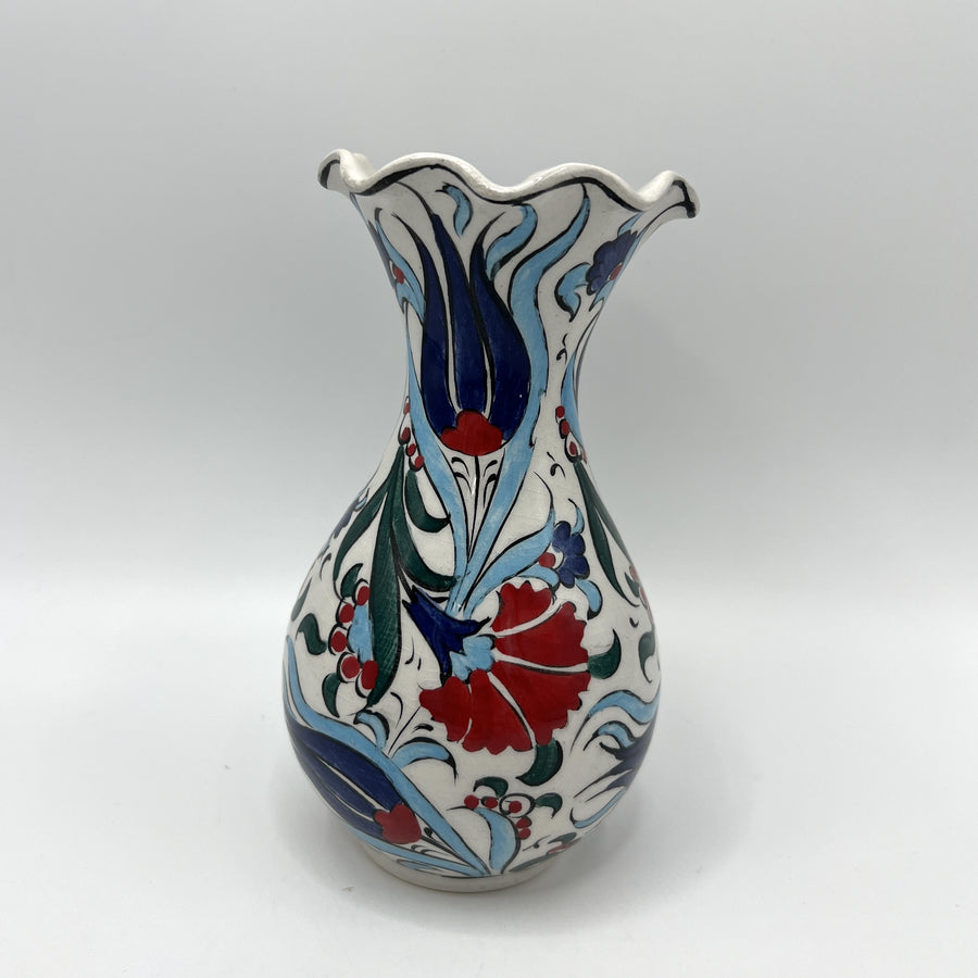 Turkish Vase 15cm, Red Carnation scalloped