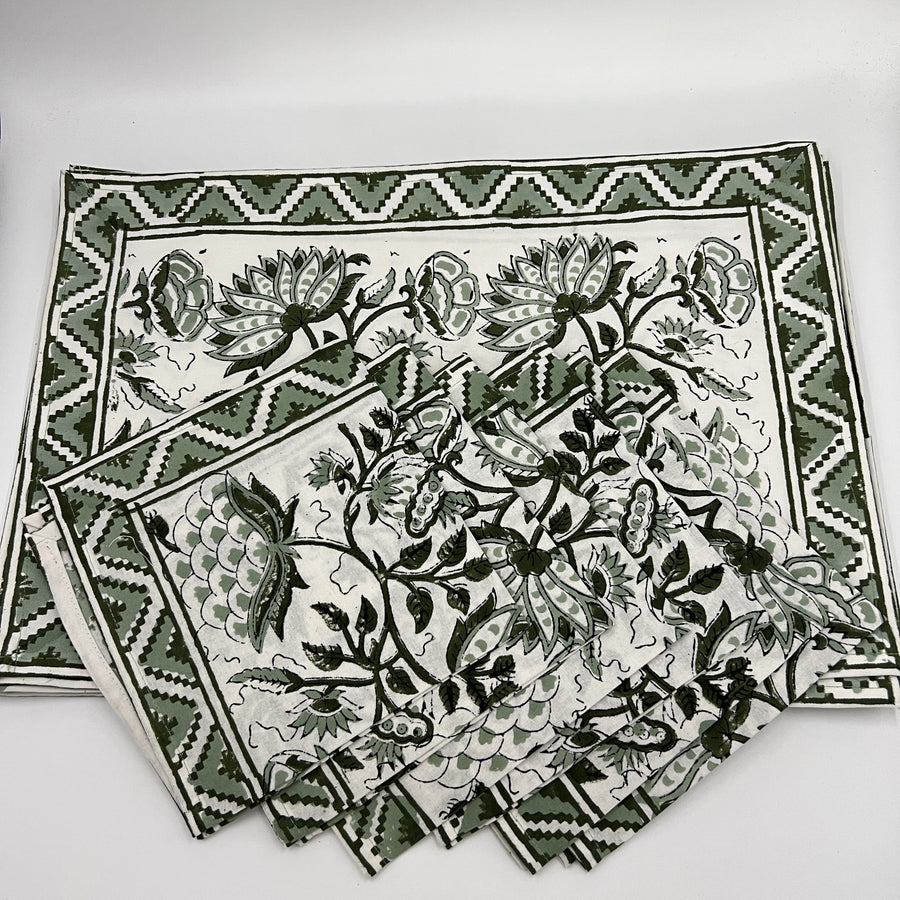 Placemat and Napkin Set - Light Green Flower